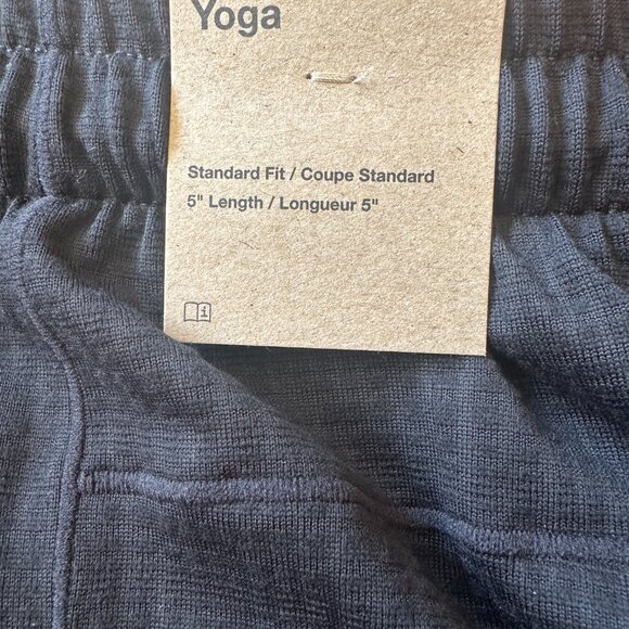 NWT Nike Yoga Men's Dri-FIT 5" Unlined Shorts - Picture 4 of 4